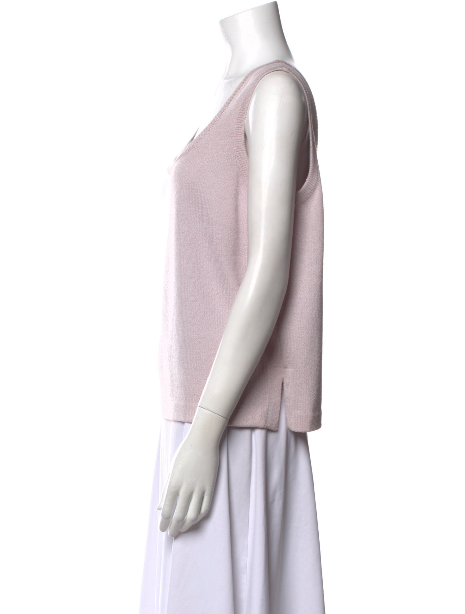 St. John Collection Scoop Neck Sleeveless Top