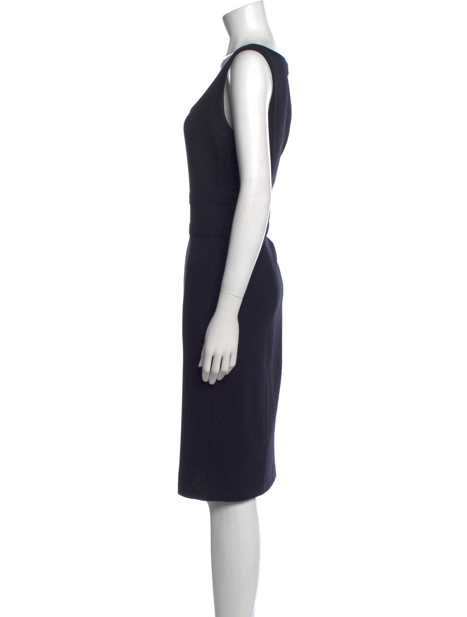 St. John Collection Scoop Neck Knee-Length Dress