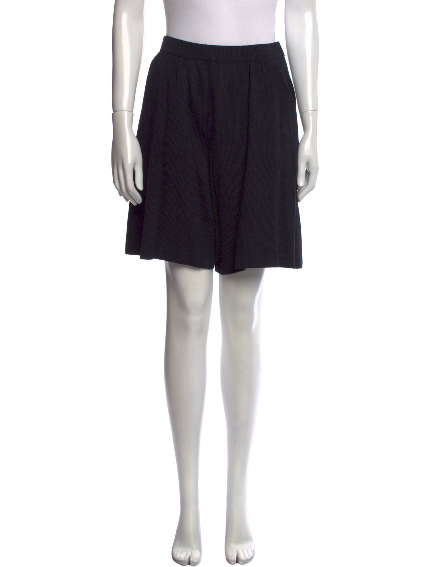 St. John Collection Wool Knee-Length Shorts