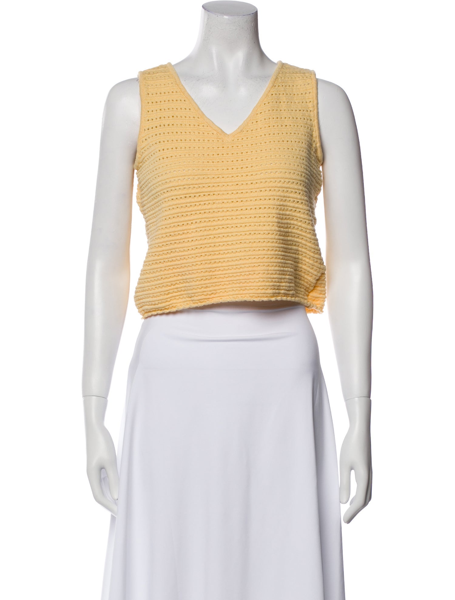 St. John Collection V-Neck Sleeveless Crop Top