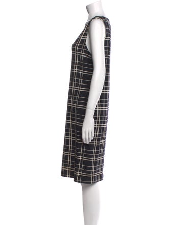 St. John Collection Wool Knee-Length Dress