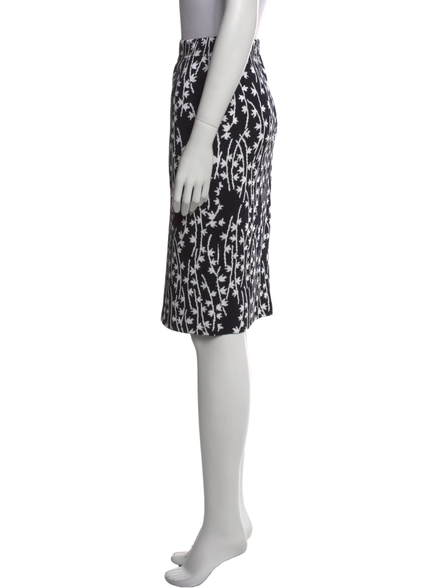 St. John Collection Printed Knee-Length Skirt