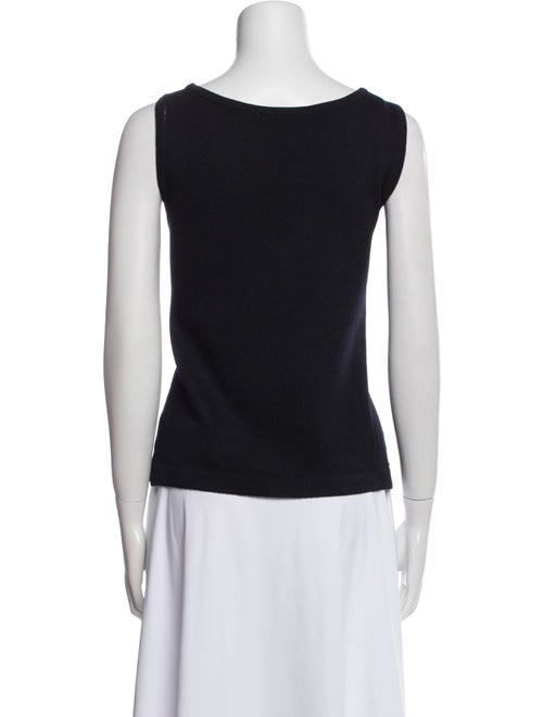 St. John Collection Scoop Neck Sleeveless Top