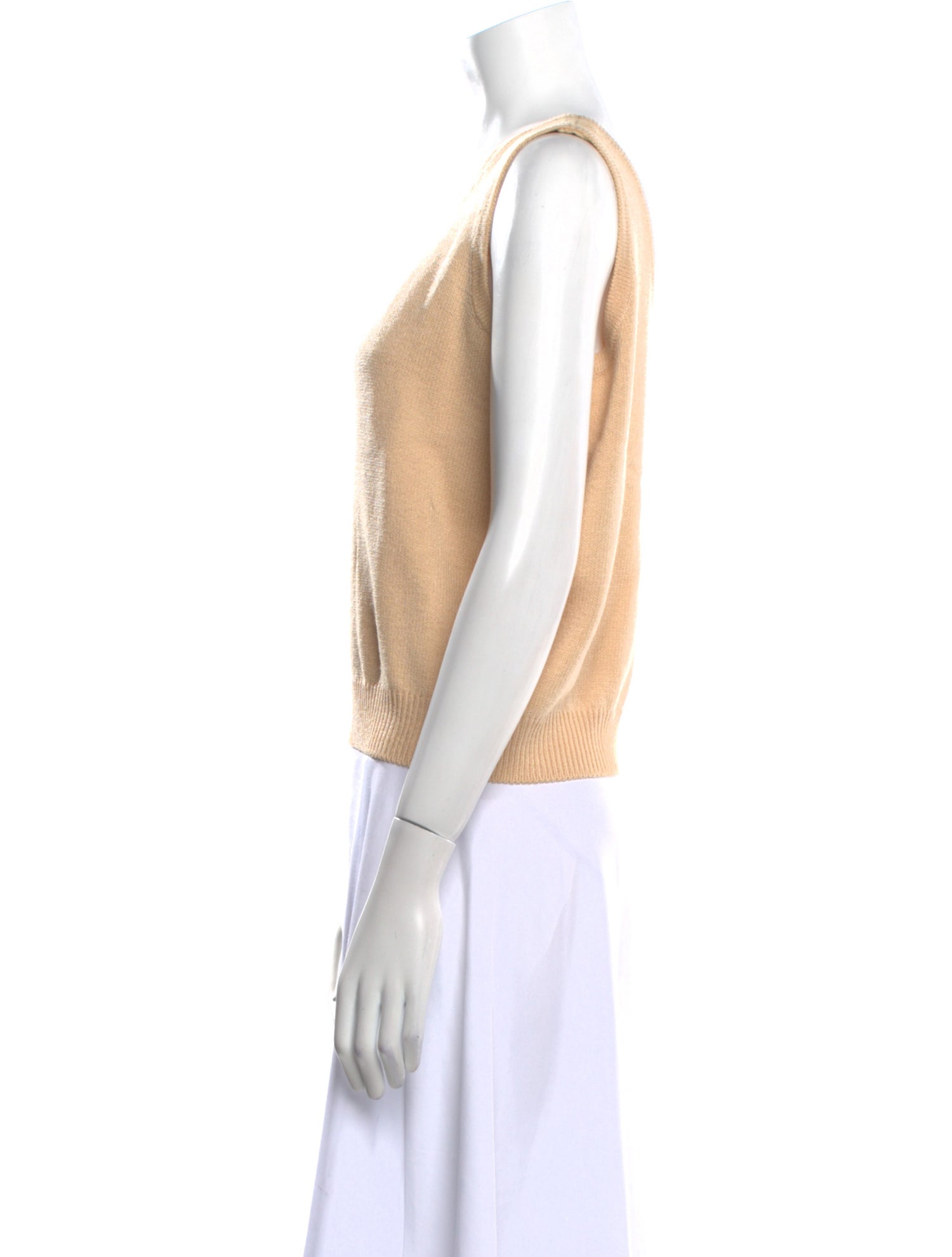 St. John Collection Scoop Neck Sleeveless Top