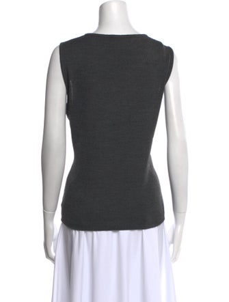 St. John Collection V-Neck Sleeveless Top