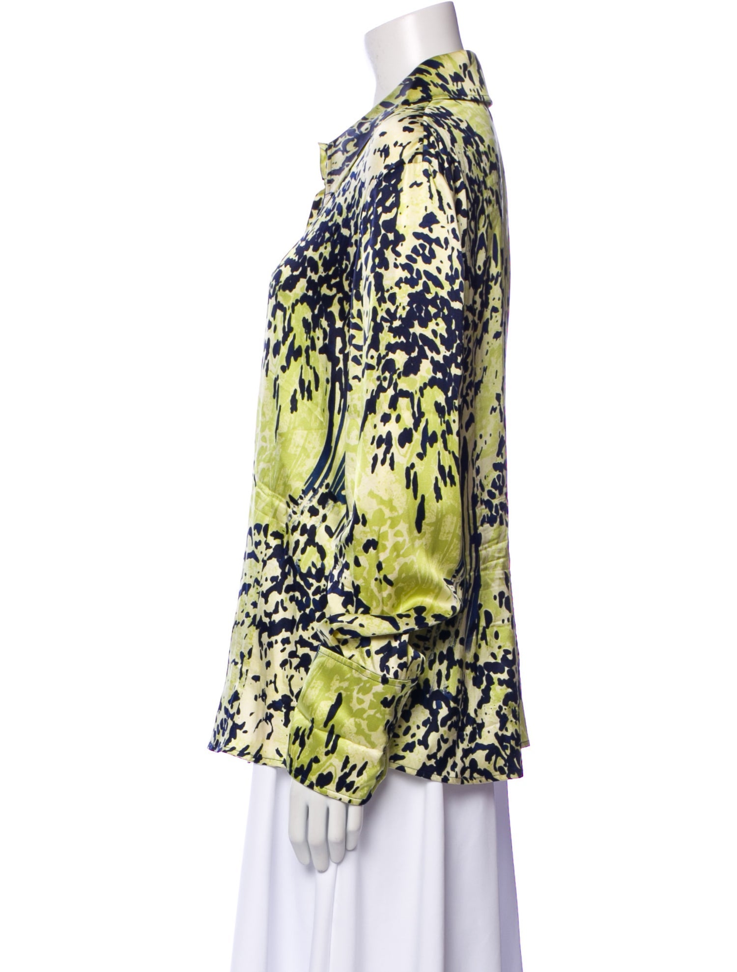 St. John Collection Silk Printed Button-Up Top