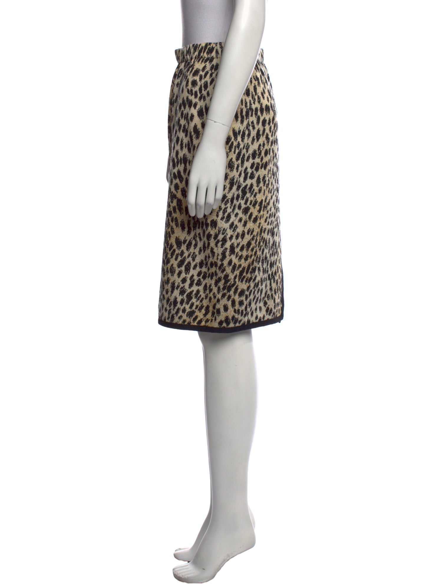 St. John Collection Wool Knee-Length Skirt