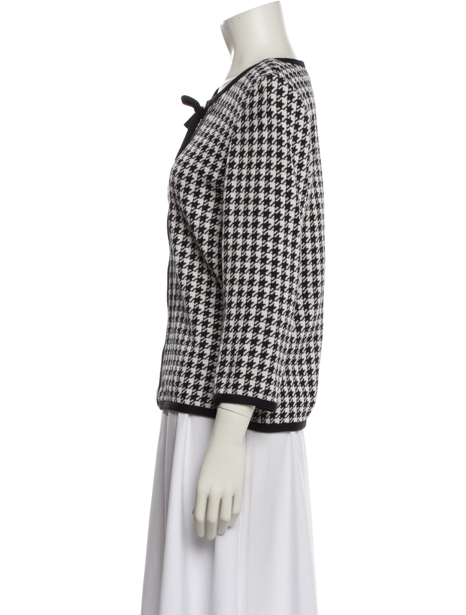 St. John Collection Houndstooth Print Scoop Neck Sweater
