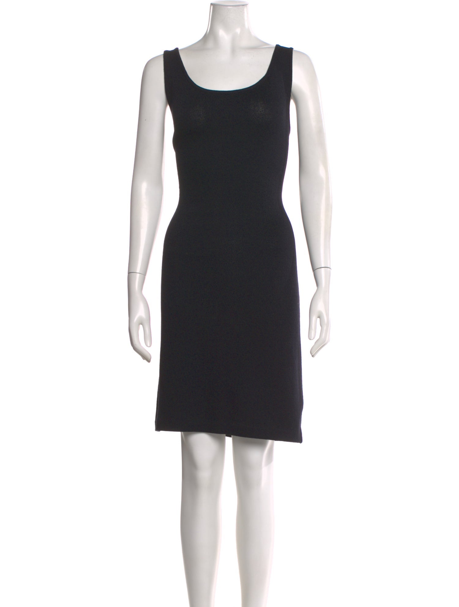 St. John Collection Scoop Neck Knee-Length Dress