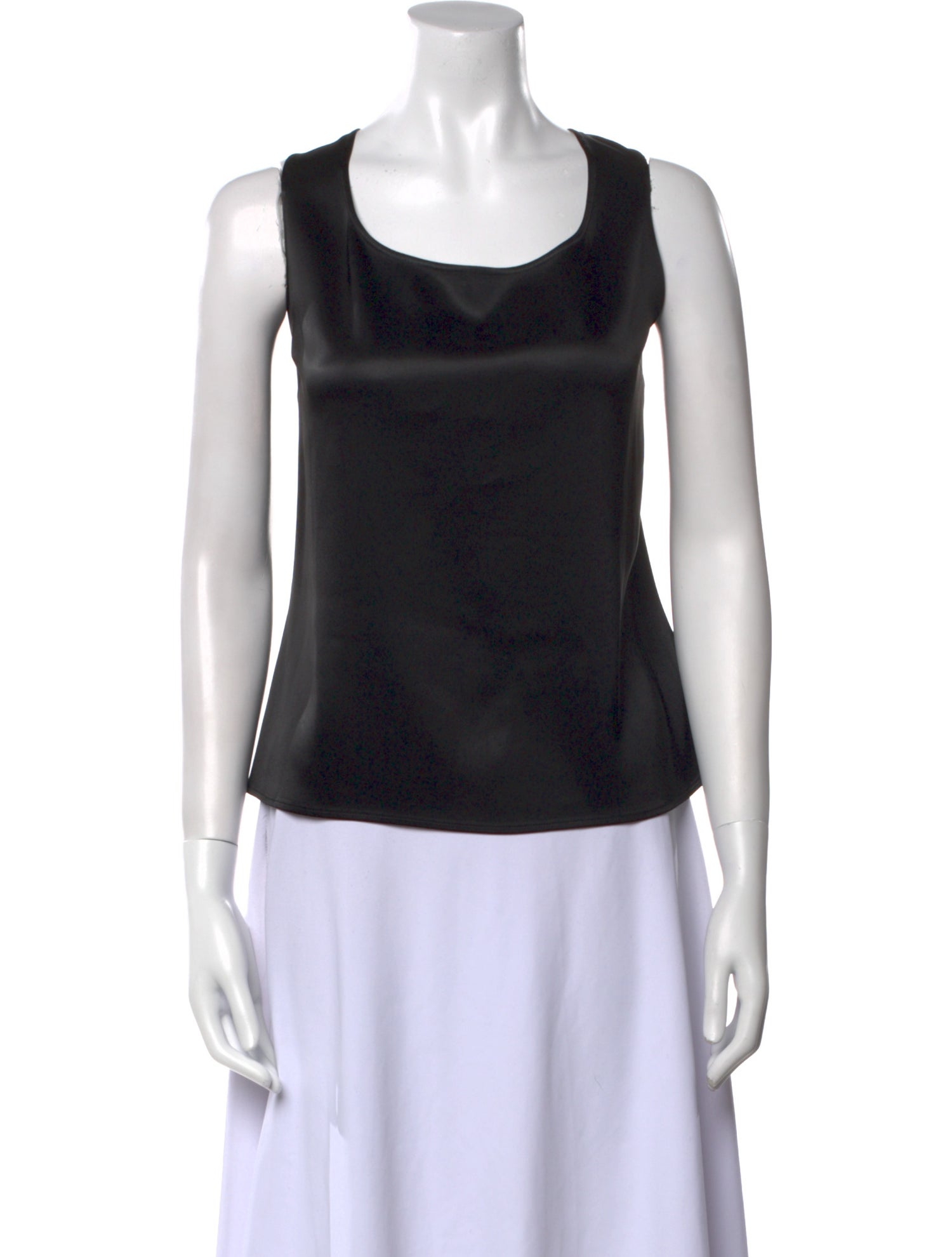 St. John Caviar Scoop Neck Sleeveless Top
