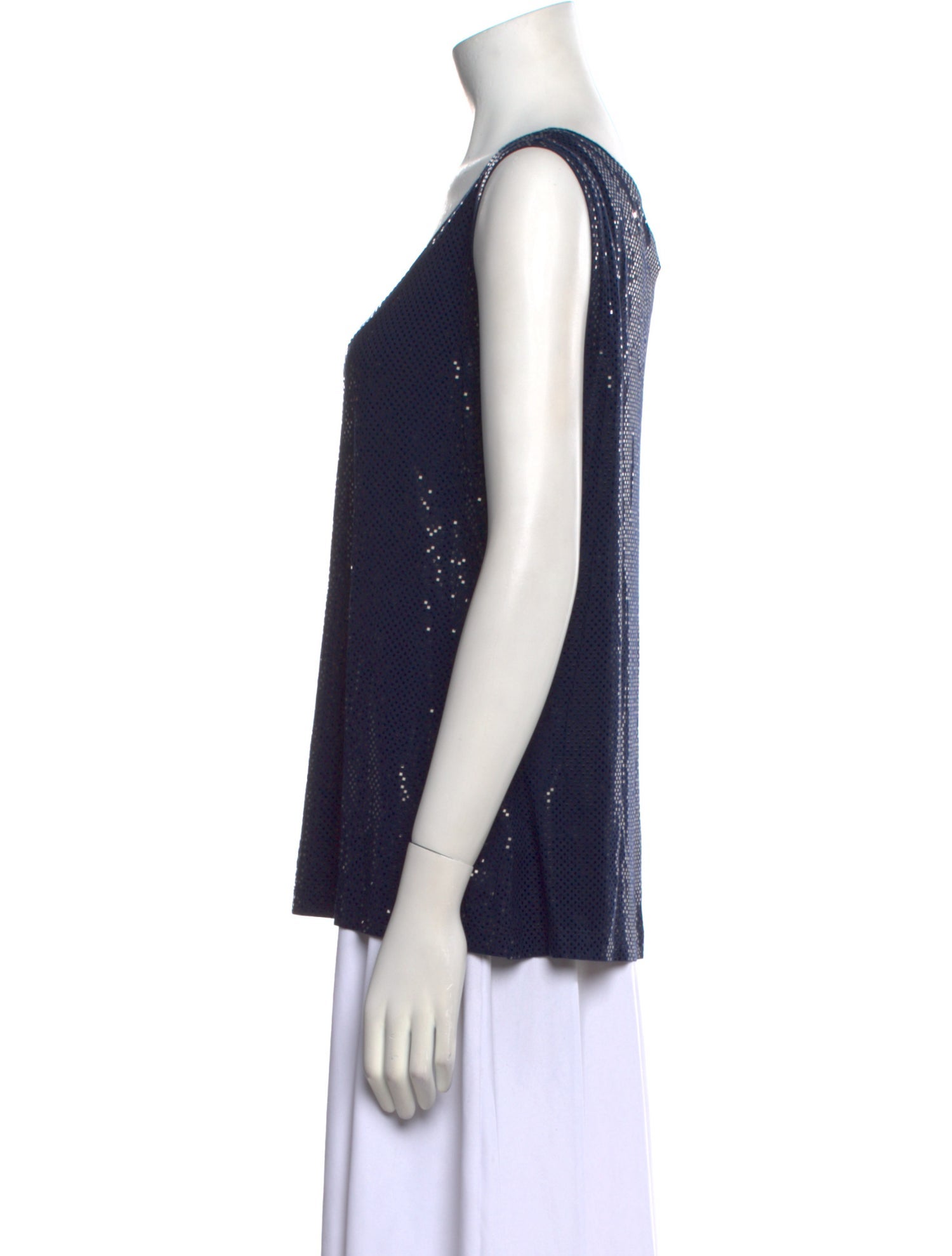 St. John Caviar Scoop Neck Sleeveless Top