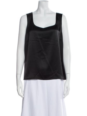 St. John Caviar Scoop Neck Sleeveless Top