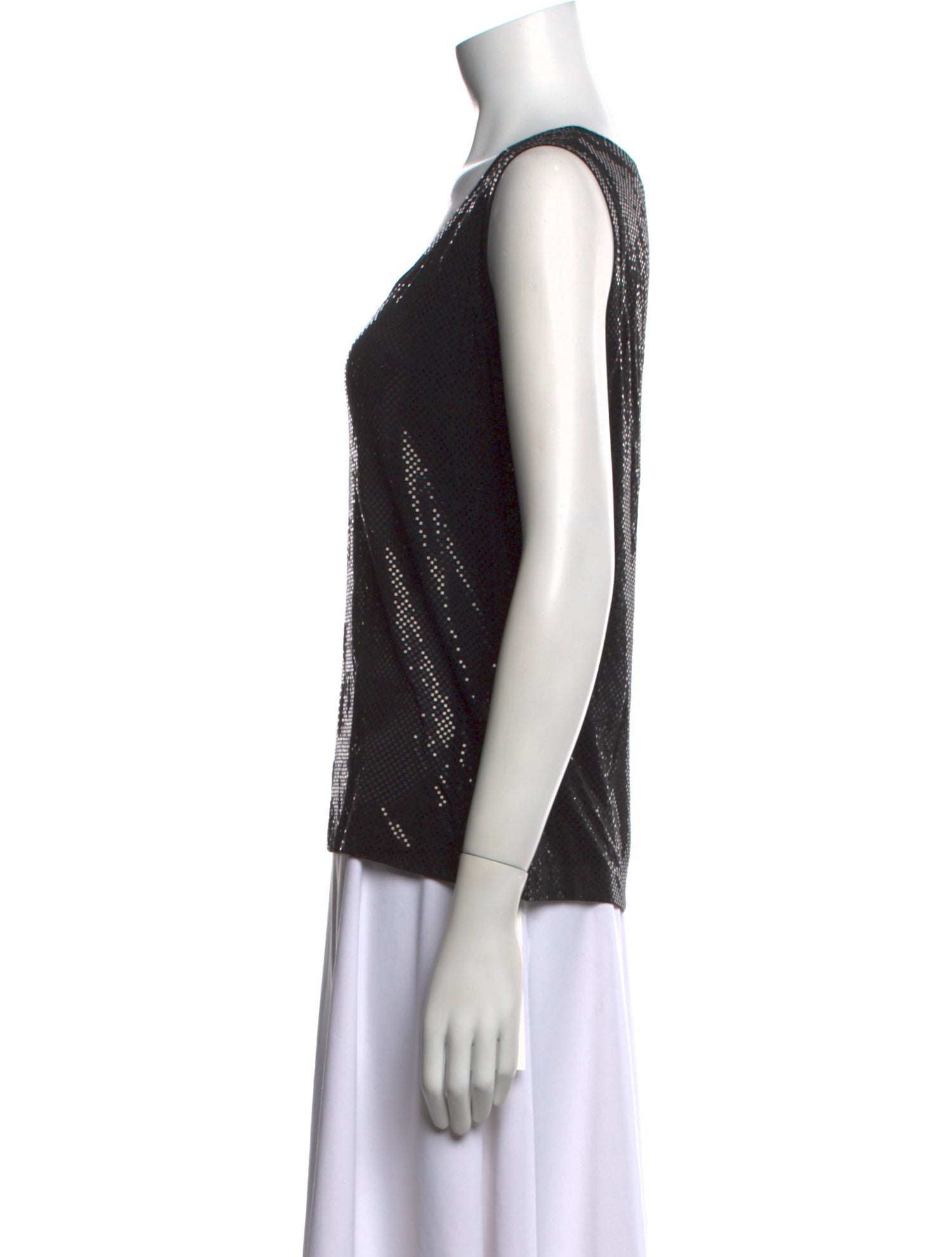St. John Caviar Scoop Neck Sleeveless Top