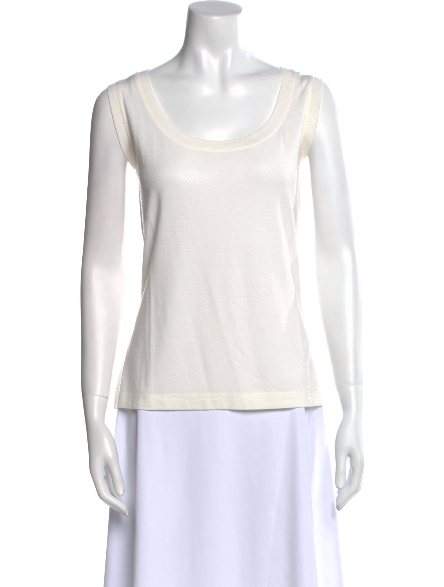 St. John Caviar Scoop Neck Sleeveless Top