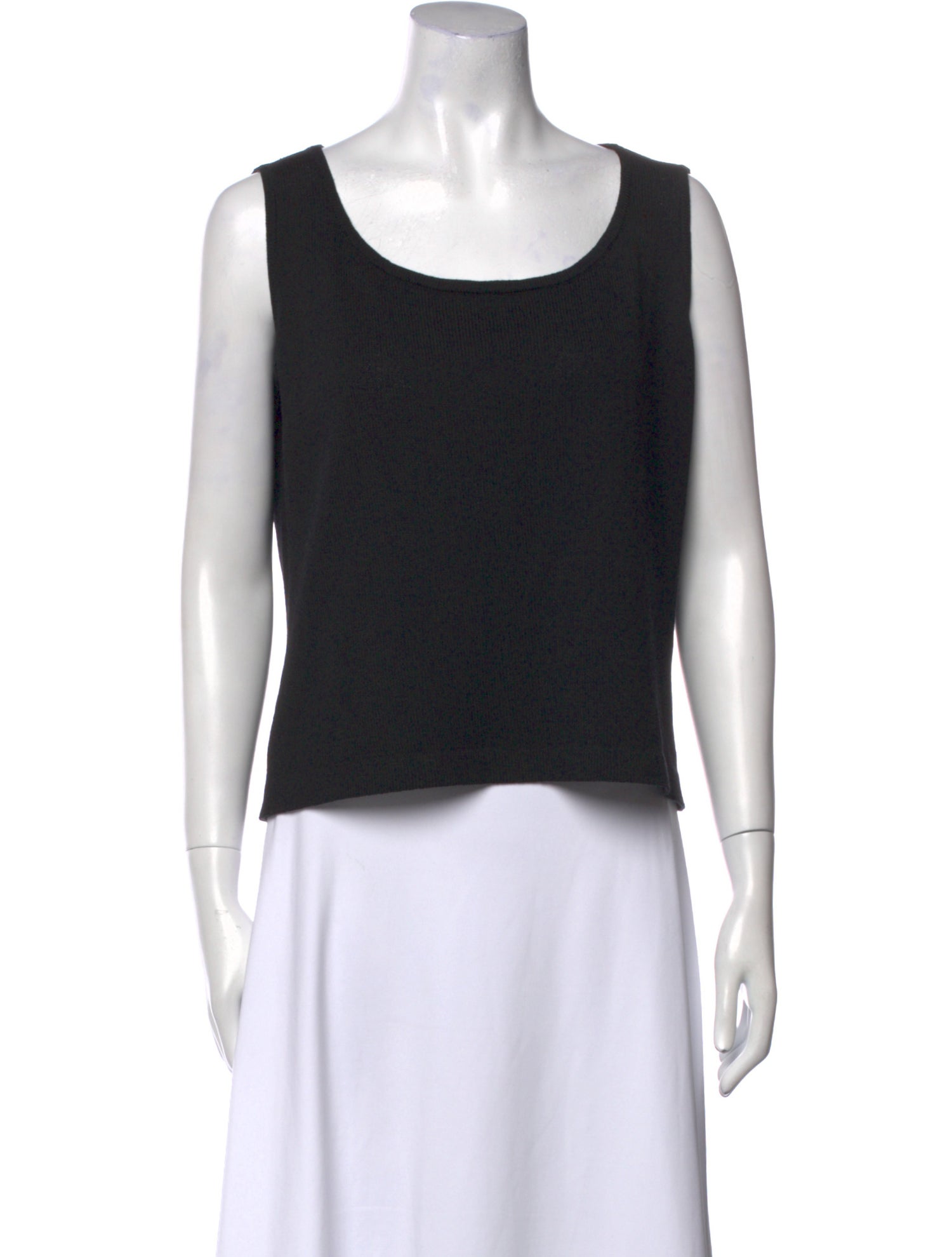 St. John Caviar Scoop Neck Sleeveless Crop Top