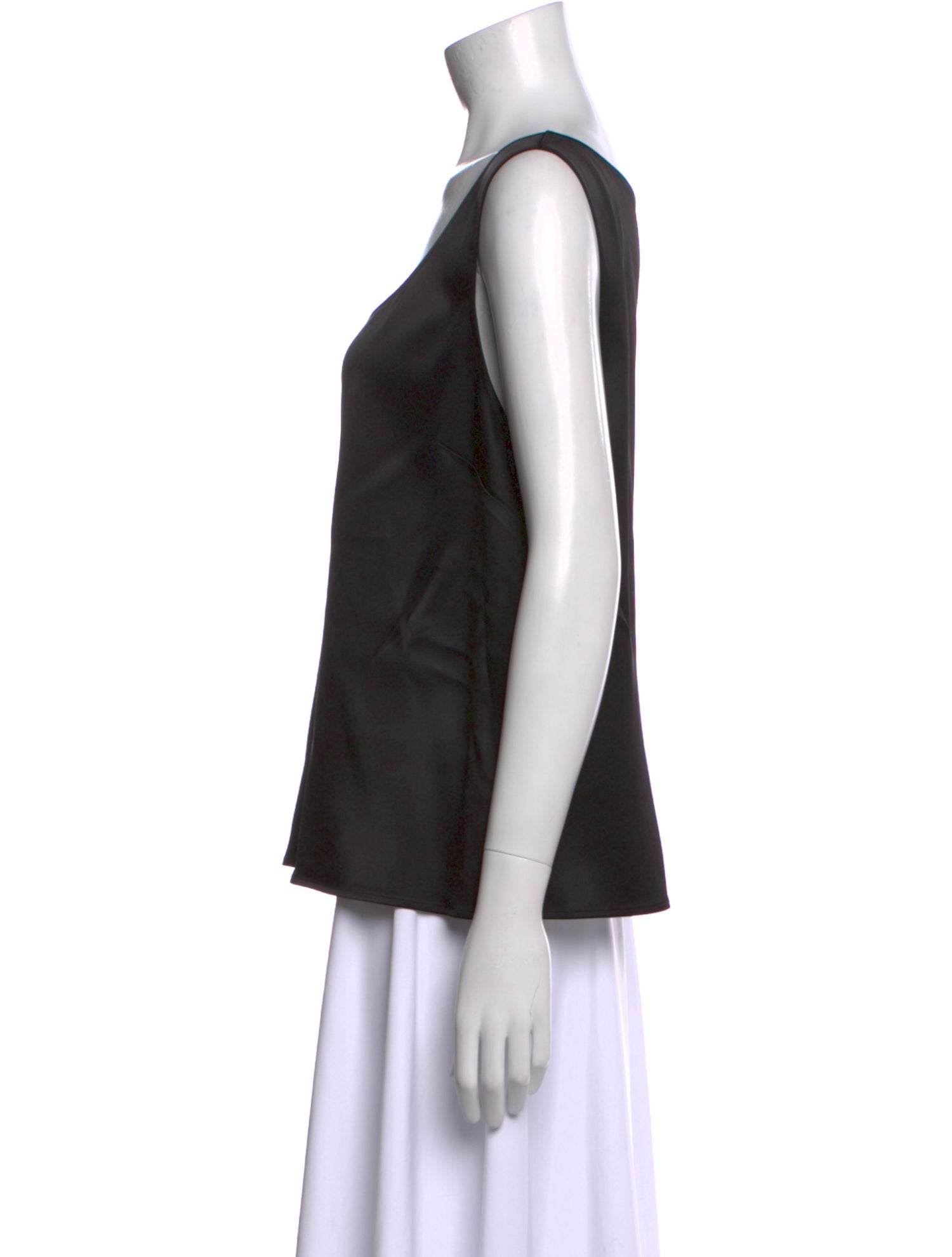 St. John Caviar Scoop Neck Sleeveless Top