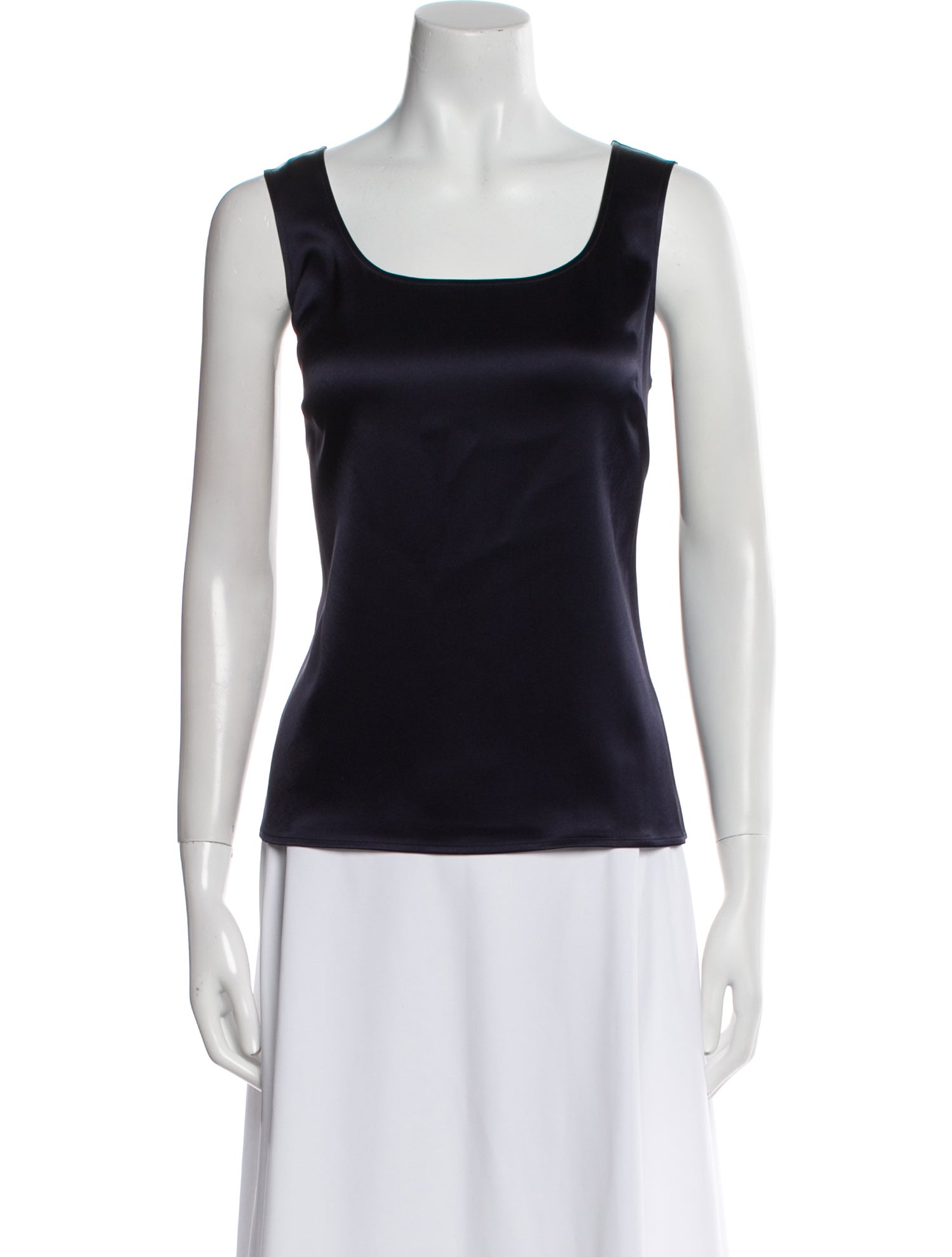 St. John Caviar Scoop Neck Sleeveless Top