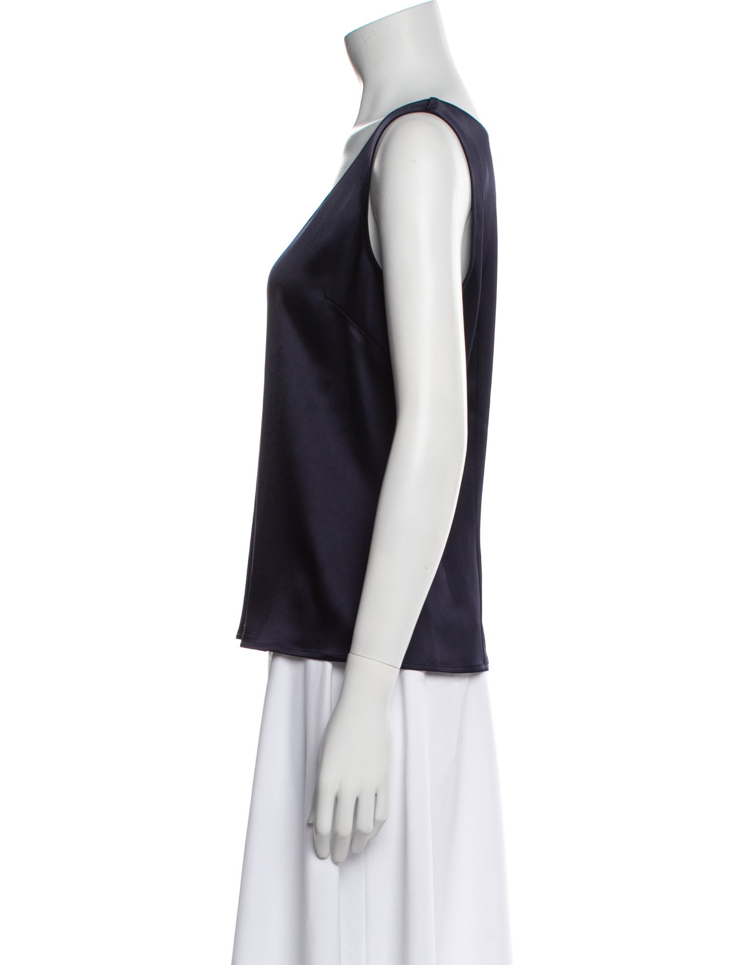 St. John Caviar Scoop Neck Sleeveless Top
