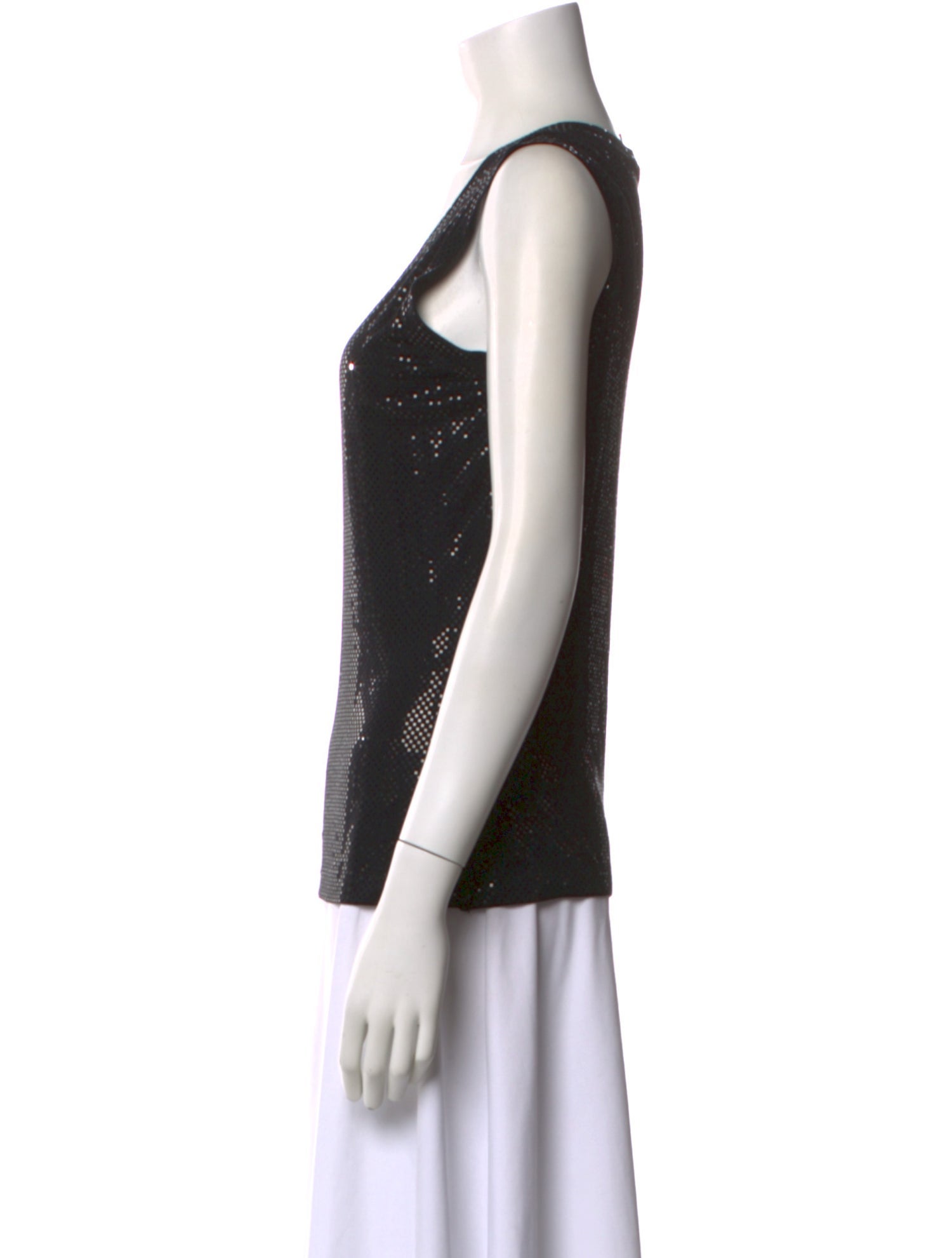 St. John Caviar Scoop Neck Sleeveless Top