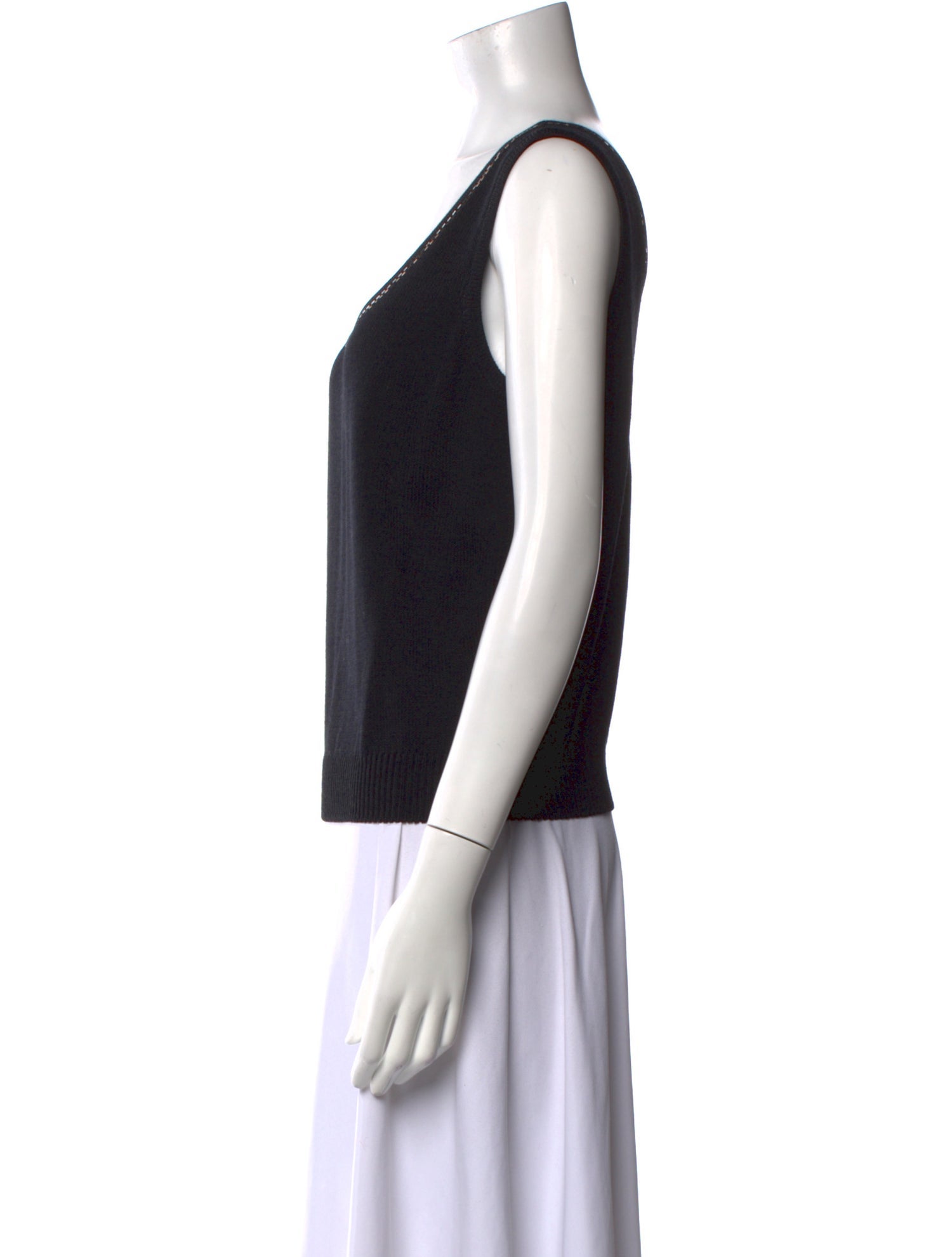 St. John Evening Wool Scoop Neck Top