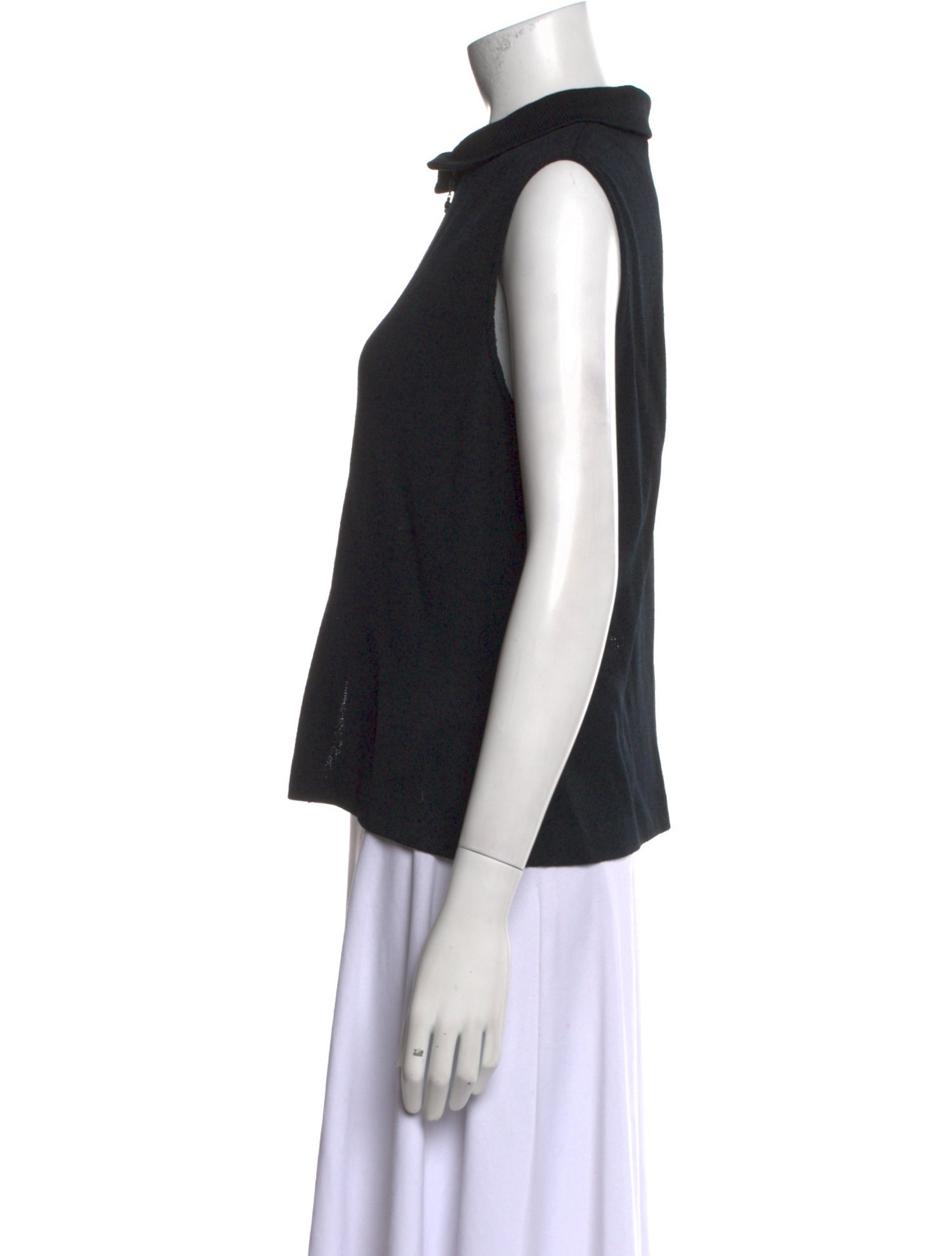 St. John Evening Sleeveless Top