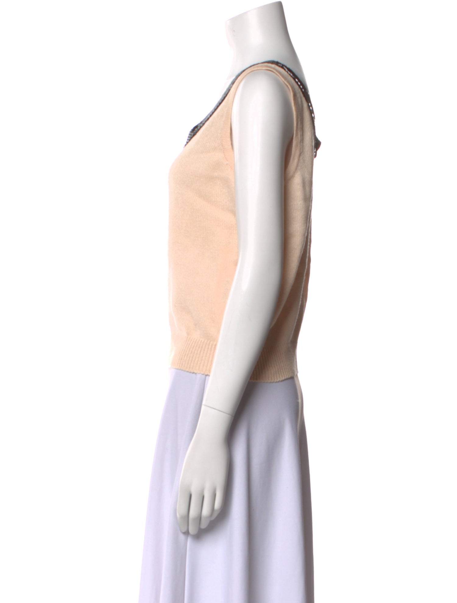 St. John Evening Scoop Neck Sleeveless Top