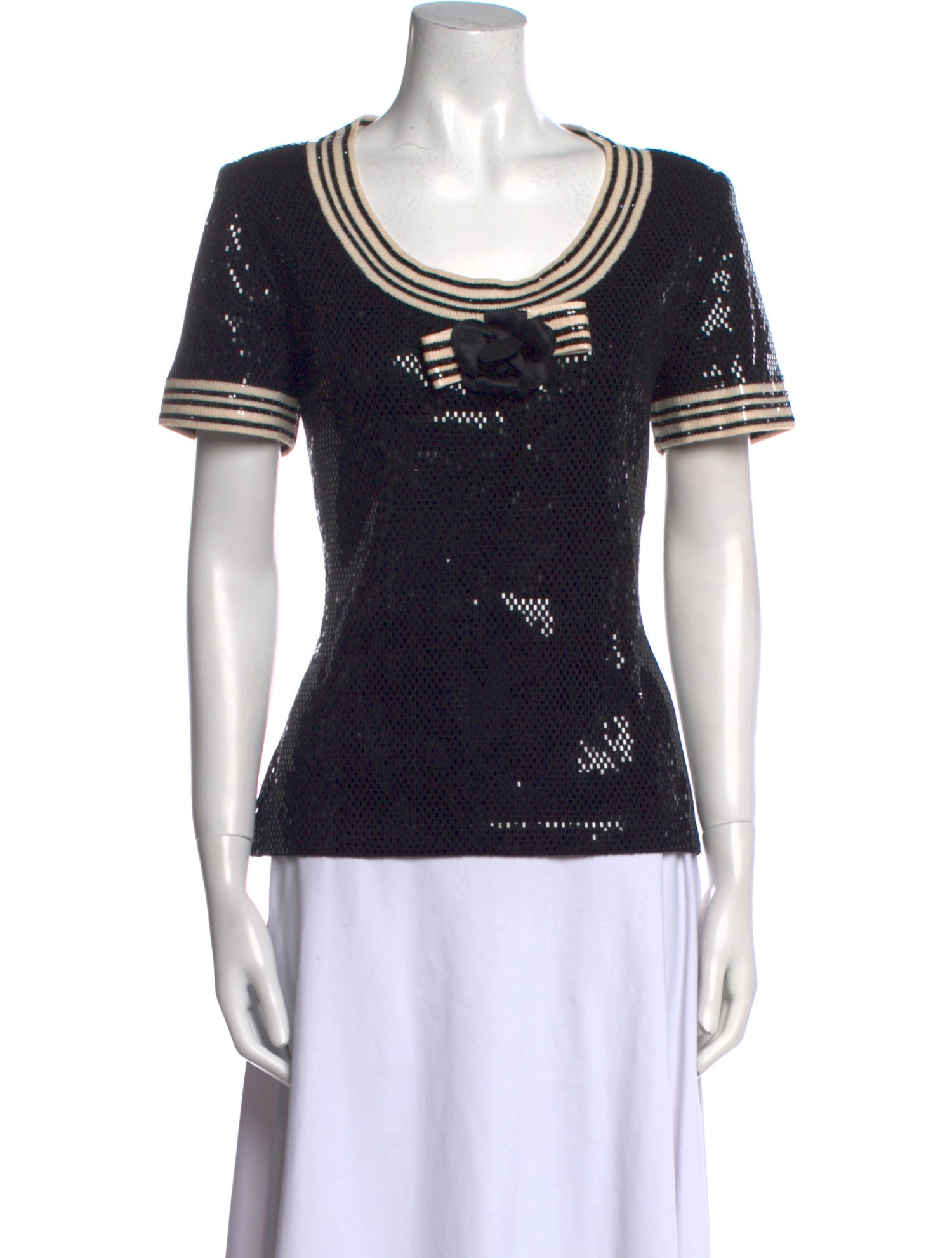 St. John Evening Scoop Neck Short Sleeve T-Shirt