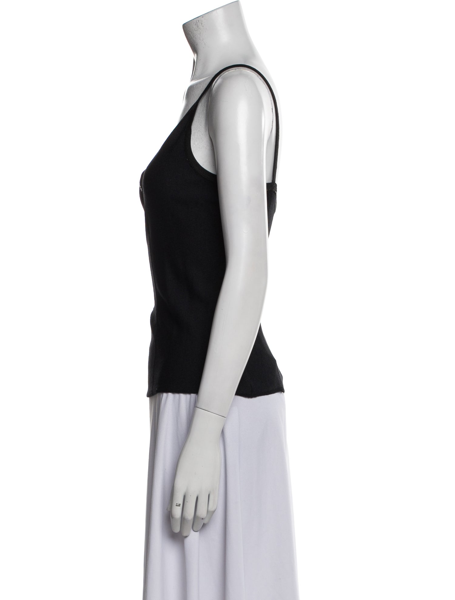 St. John Evening V-Neck Sleeveless Top