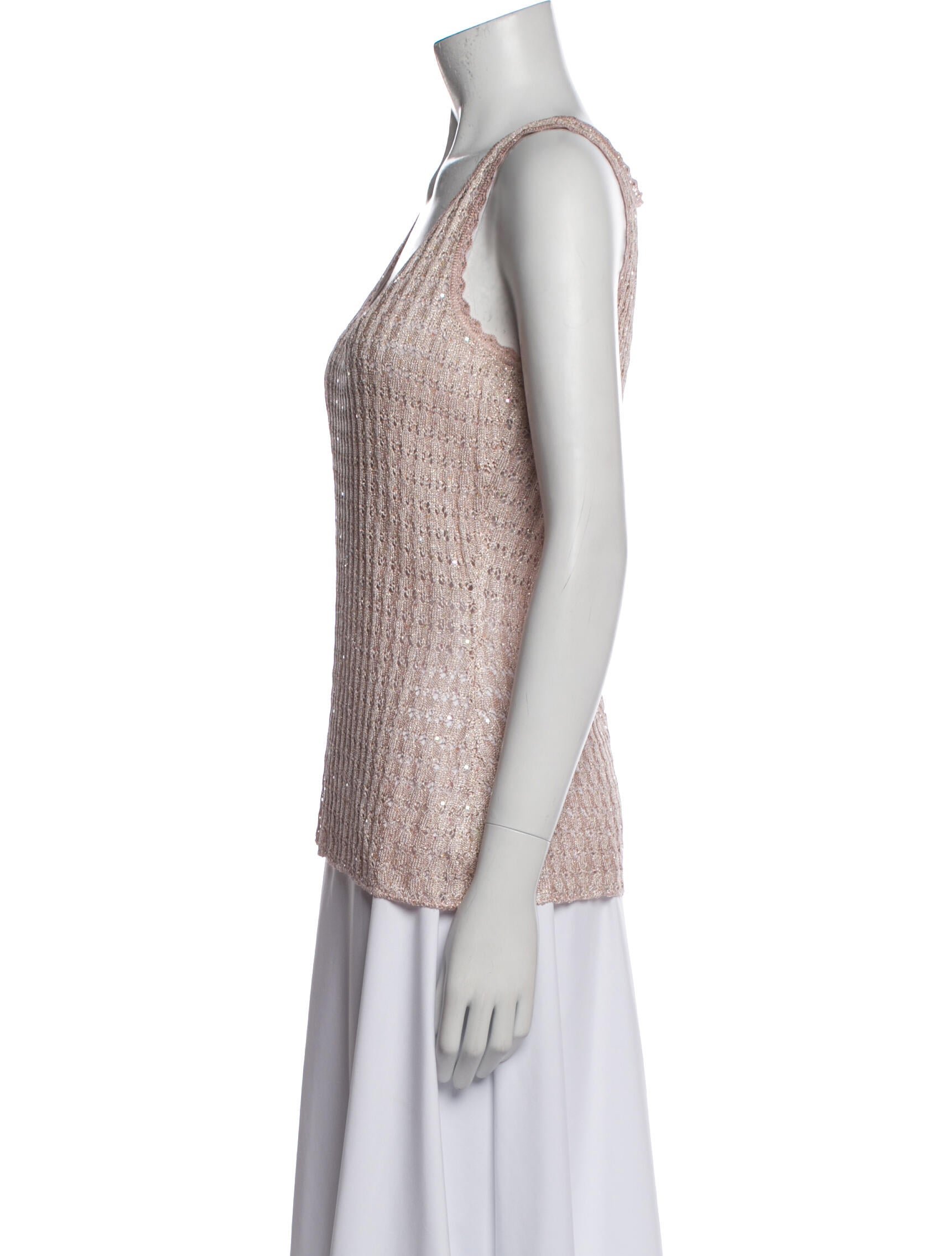 St. John Evening Scoop Neck Sleeveless Top