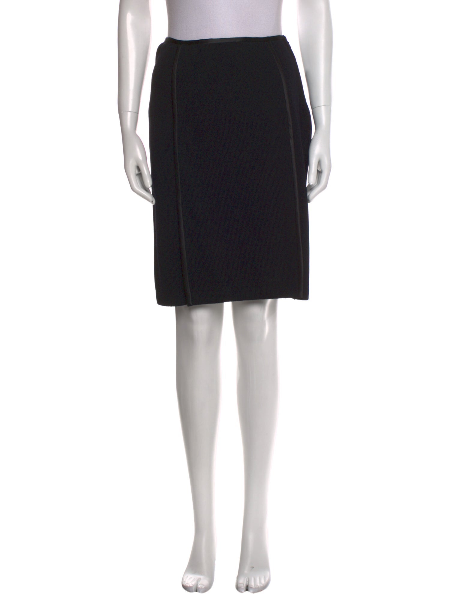 St. John Evening Wool Knee-Length Skirt