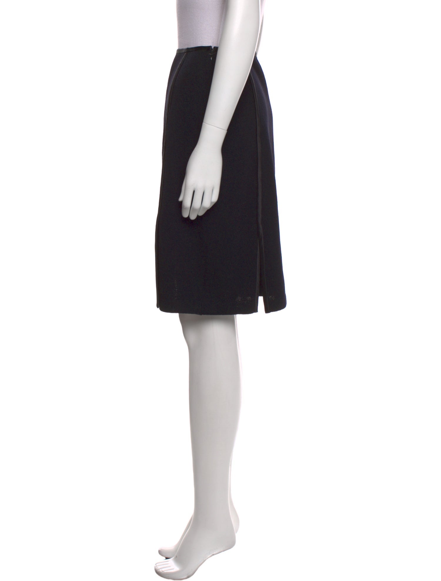 St. John Evening Wool Knee-Length Skirt