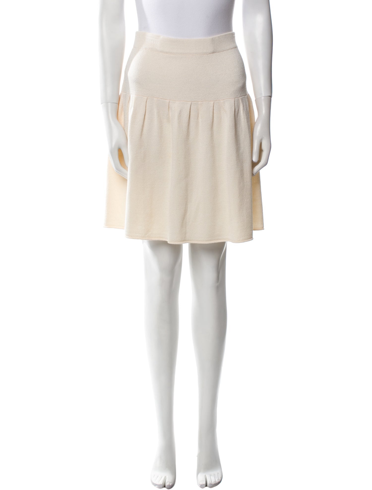 St. John Evening Pleated Accents Knee-Length Skirt