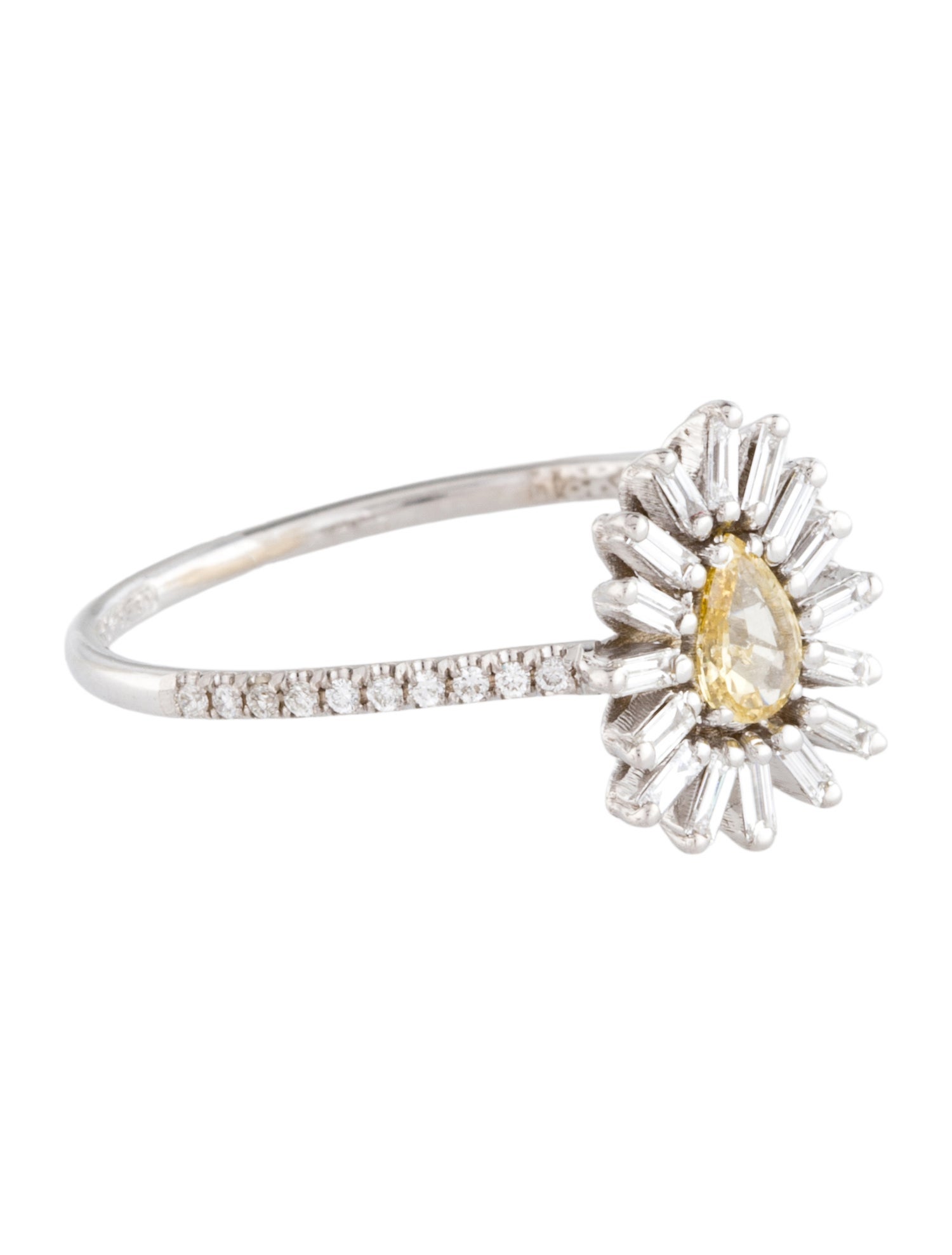 Suzanne Kalan 18K Diamond Flower Cocktail Ring