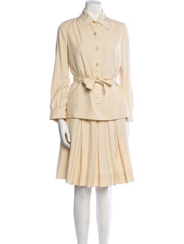 Saks Fifth Avenue Suits and Sets Vintage 1970's Skirt Set US8 | M