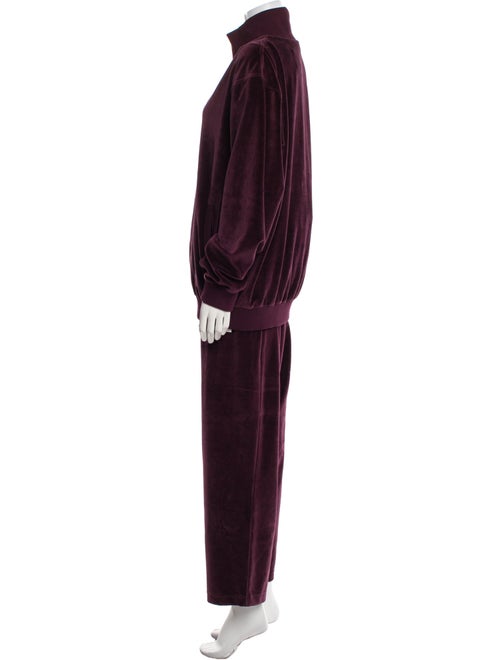 Saks Fifth Avenue Set w/ Tags