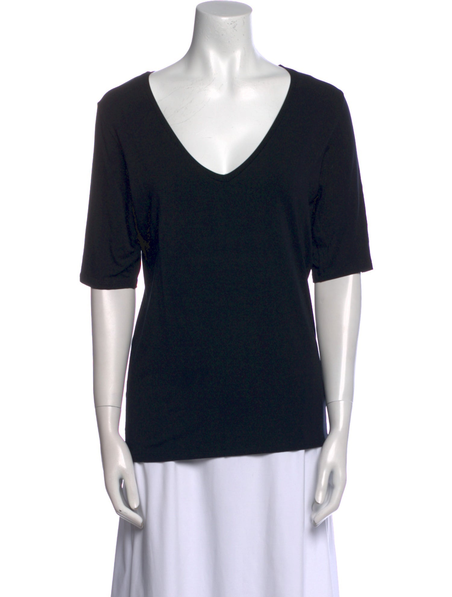 Saks Fifth Avenue V-Neck Short Sleeve T-Shirt