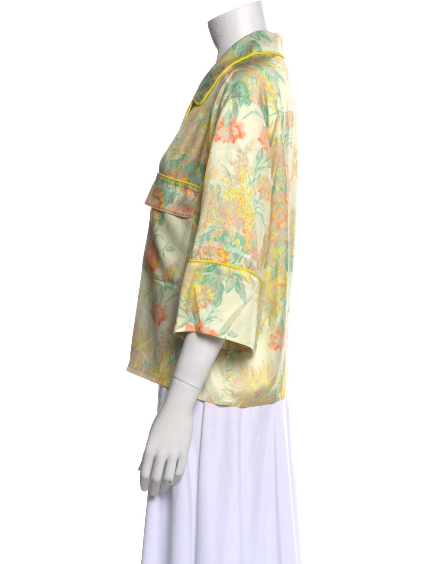 Smythe Floral Print Three-Quarter Sleeve Button-Up Top