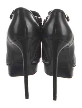 Saint Laurent Leather Studded Accents Pumps