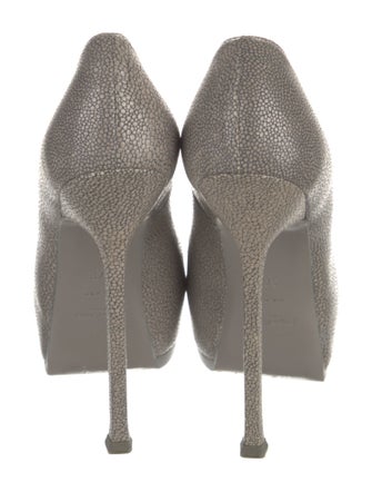 Saint Laurent Leather Pumps