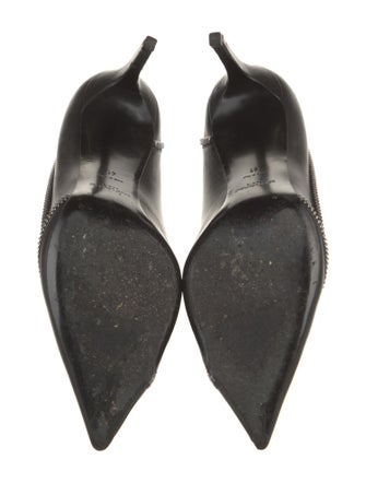 Saint Laurent Leather Pumps