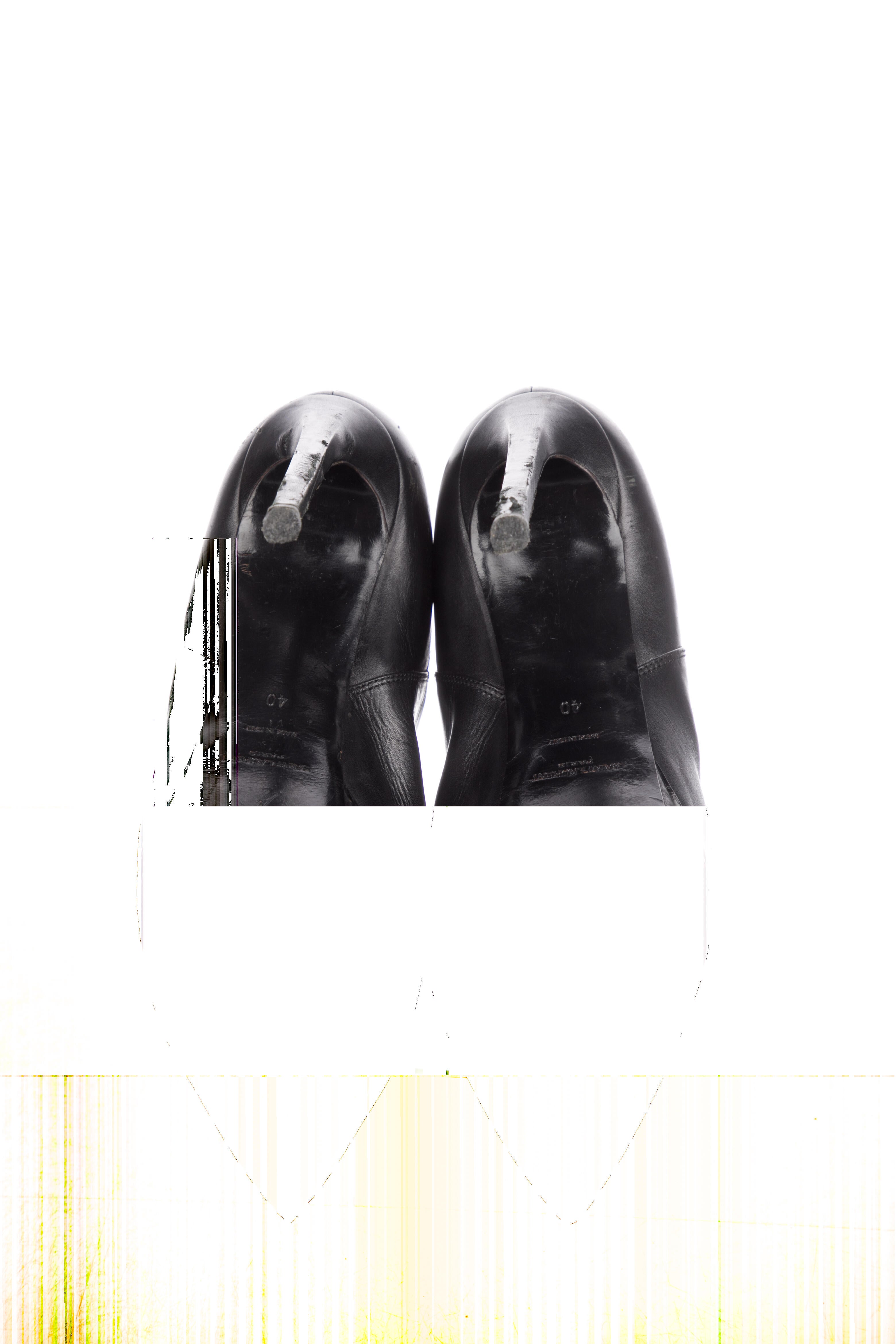 Saint Laurent Leather Chelsea Boots