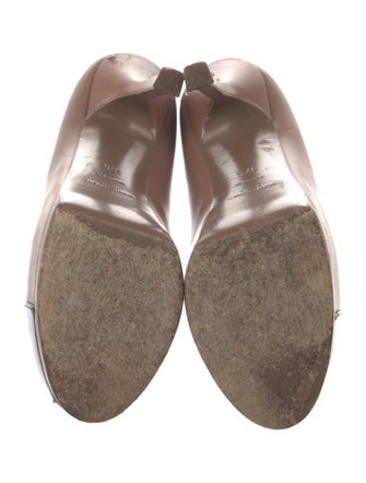 Saint Laurent Leather Pumps