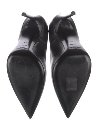 Saint Laurent Leather Pumps