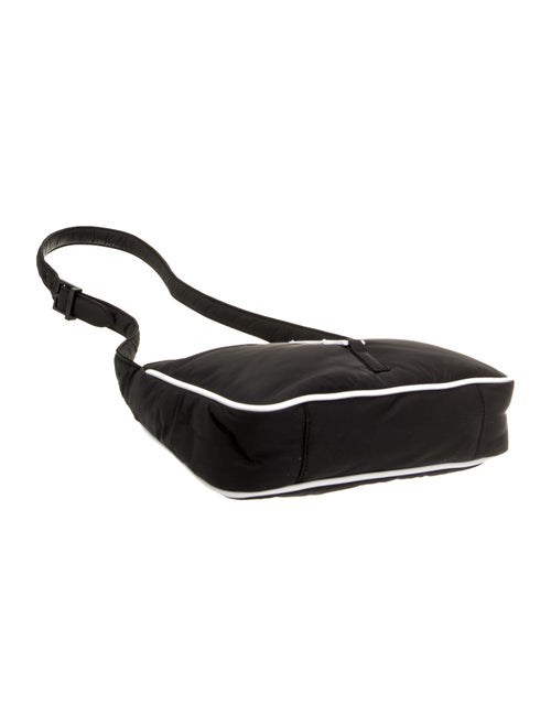 Saint Laurent Nylon Le 5 à 7 2022