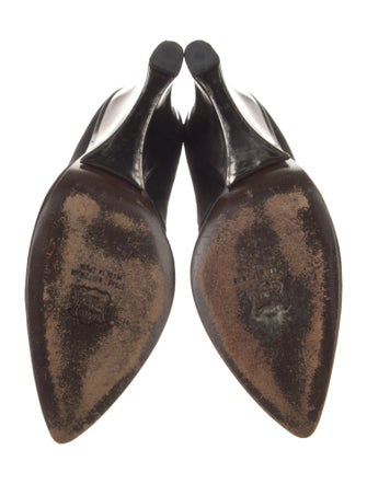 Stuart Weitzman Leather Pumps