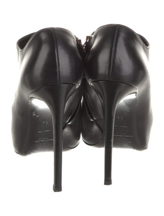 Saint Laurent Saint Laurent