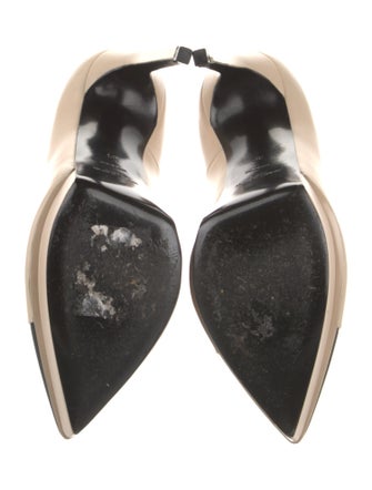 Saint Laurent Leather Pumps