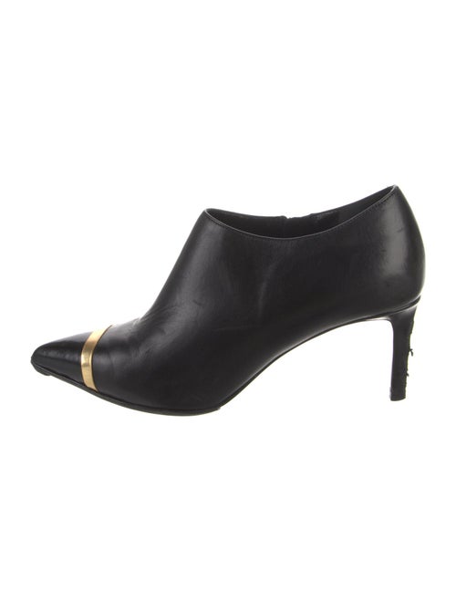 Saint Laurent Leather Pumps