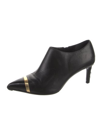 Saint Laurent Leather Pumps