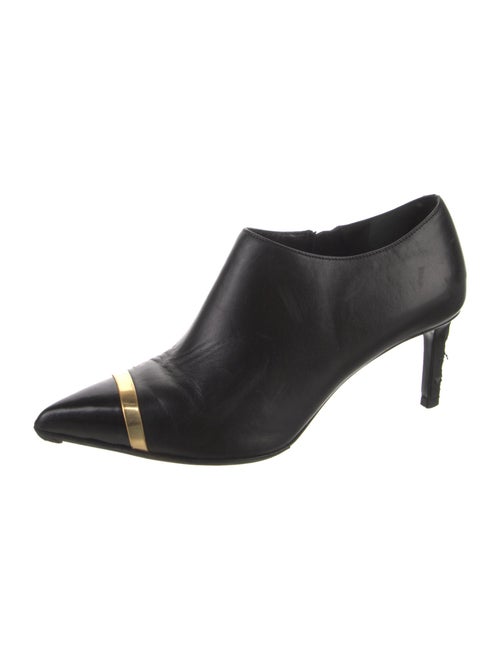 Saint Laurent Leather Pumps